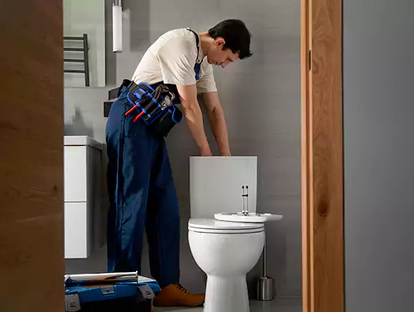 Why Choose Fine Doral Plumbing for Toilet Replacement in Doral, FL?